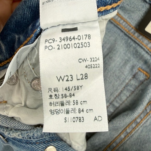 Levis Premium Wedgie Straight Jeans Blue Denim Womens Size W 23 x L 28 - Picture 5 of 16